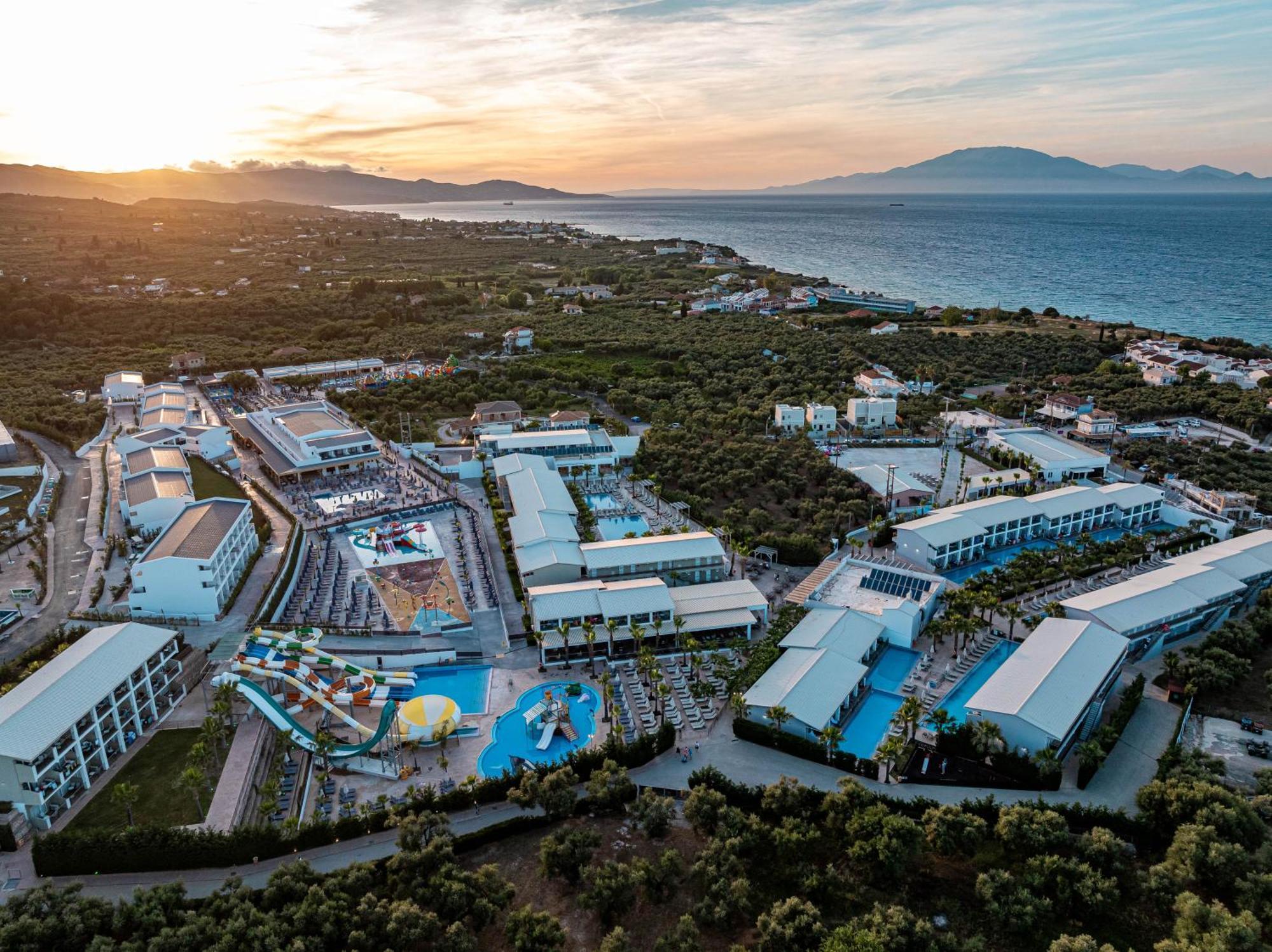 Caretta Paradise Resort & Waterpark Tragaki Exterior photo